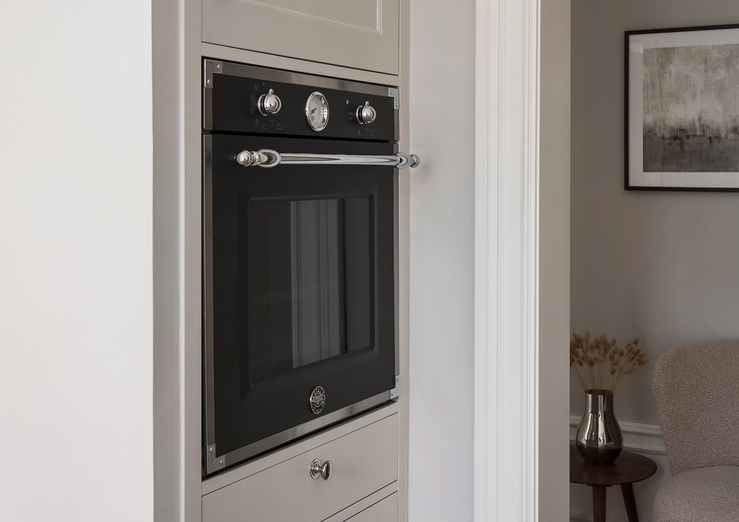 A Touch of Tradition With The Heritage Series Built-in Oven